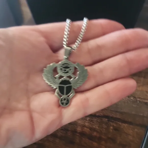 🪲🪲🪲🪲 Stainless Steel  Egyptian Scarab Pendant Necklace 🪲🪲🪲🪲 - Picture 6 of 6